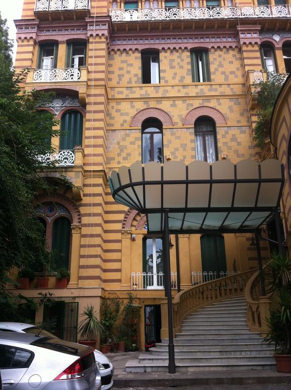 Casa Vacanze Amedeo Neapel Exterior foto