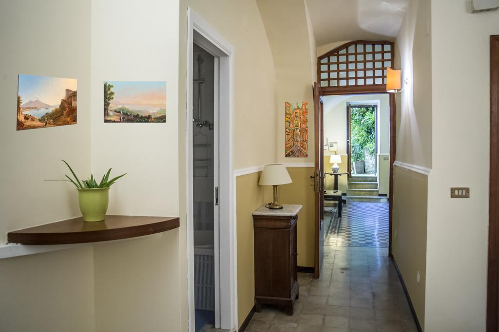 Casa Vacanze Amedeo Neapel Exterior foto